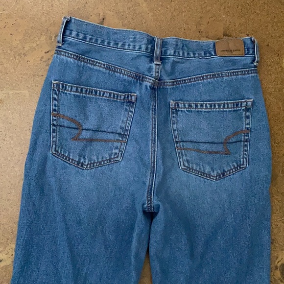 American Eagle Mom Jeans - Picture 4 of 5